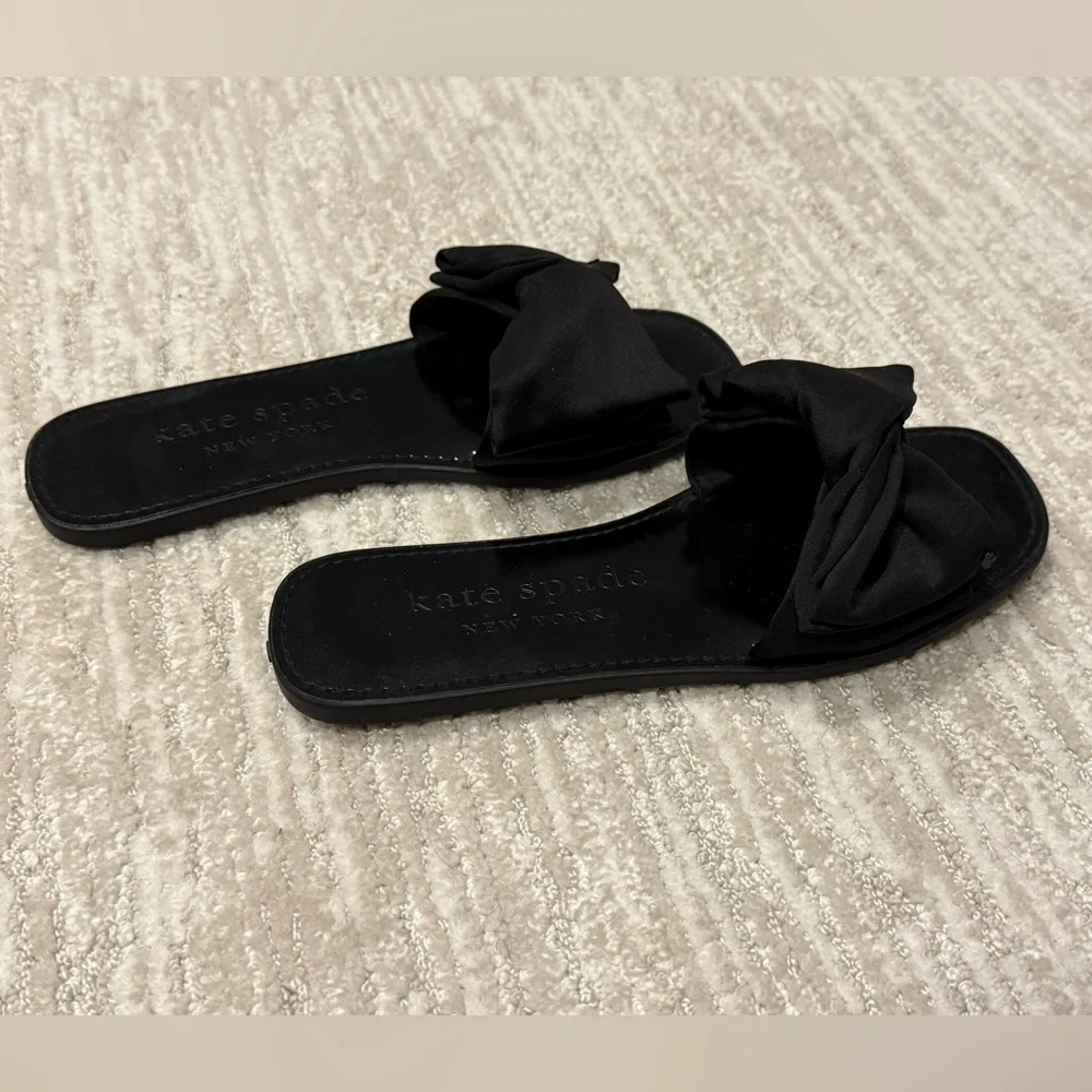 Kate Spade New York Black Bikini Bow Flat Sandal Slides Size 7.5 - Picture 4 of 10